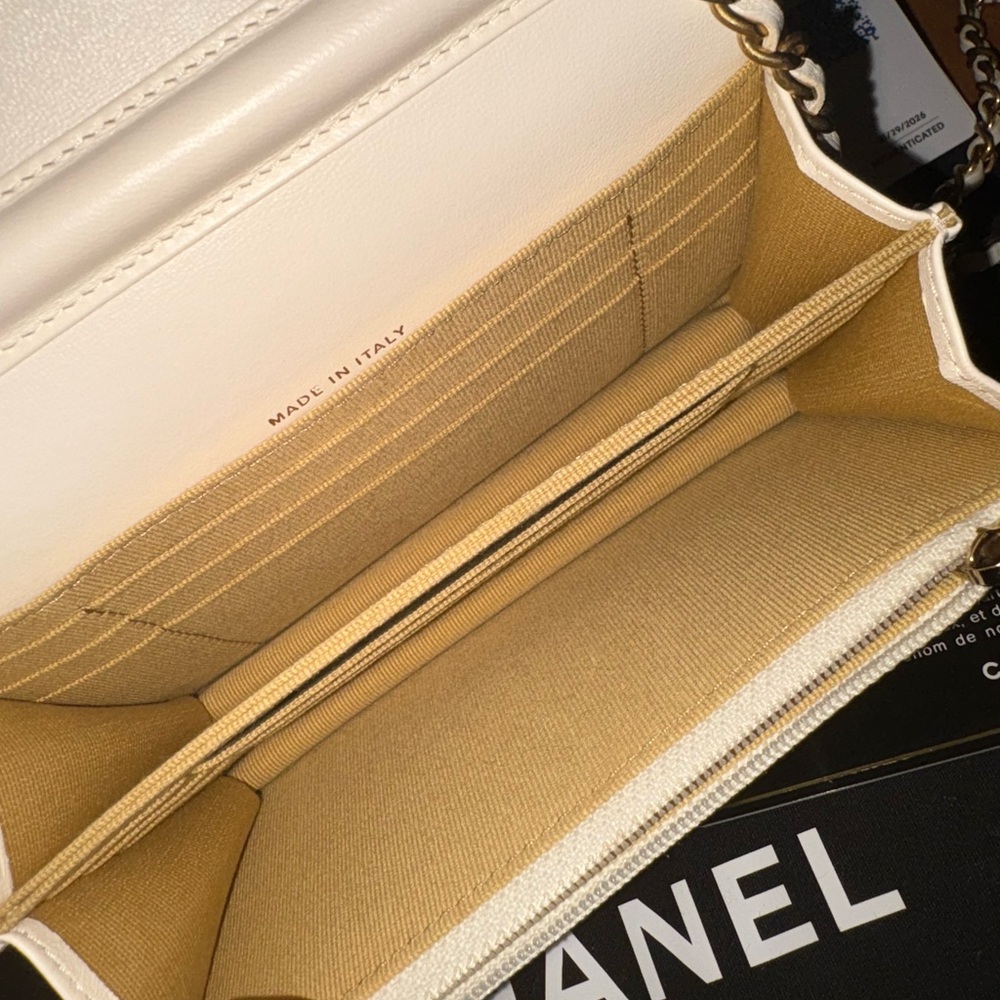 Chanel Paris Coco Runway Wallet On Chain White Lambskin WOC Full Set - Picture 12 of 14